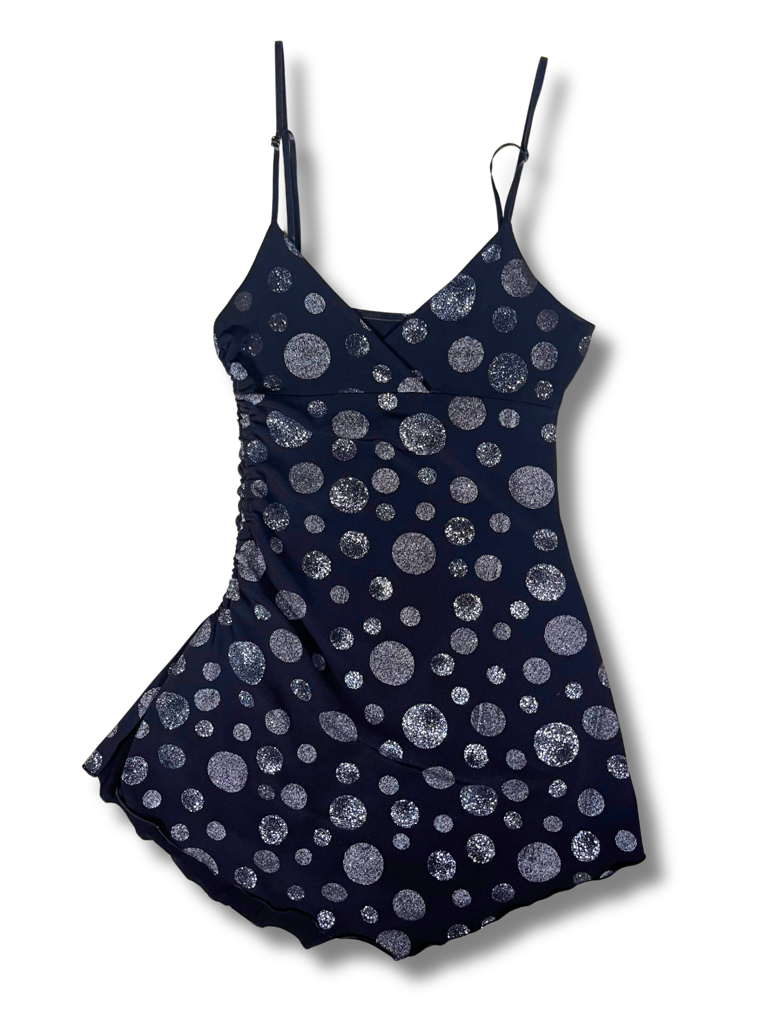 Vestido asimétrico de lunares