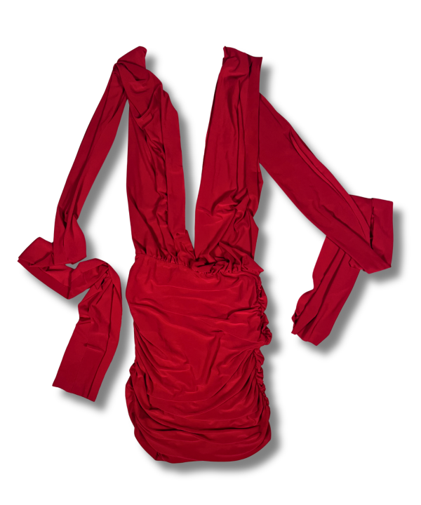 Vestido lazo gigante rojo